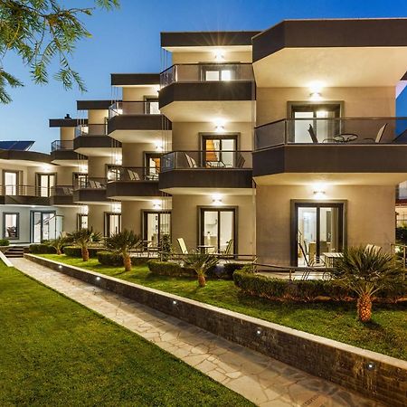 Ilis Villas Nikiti  Extérieur photo
