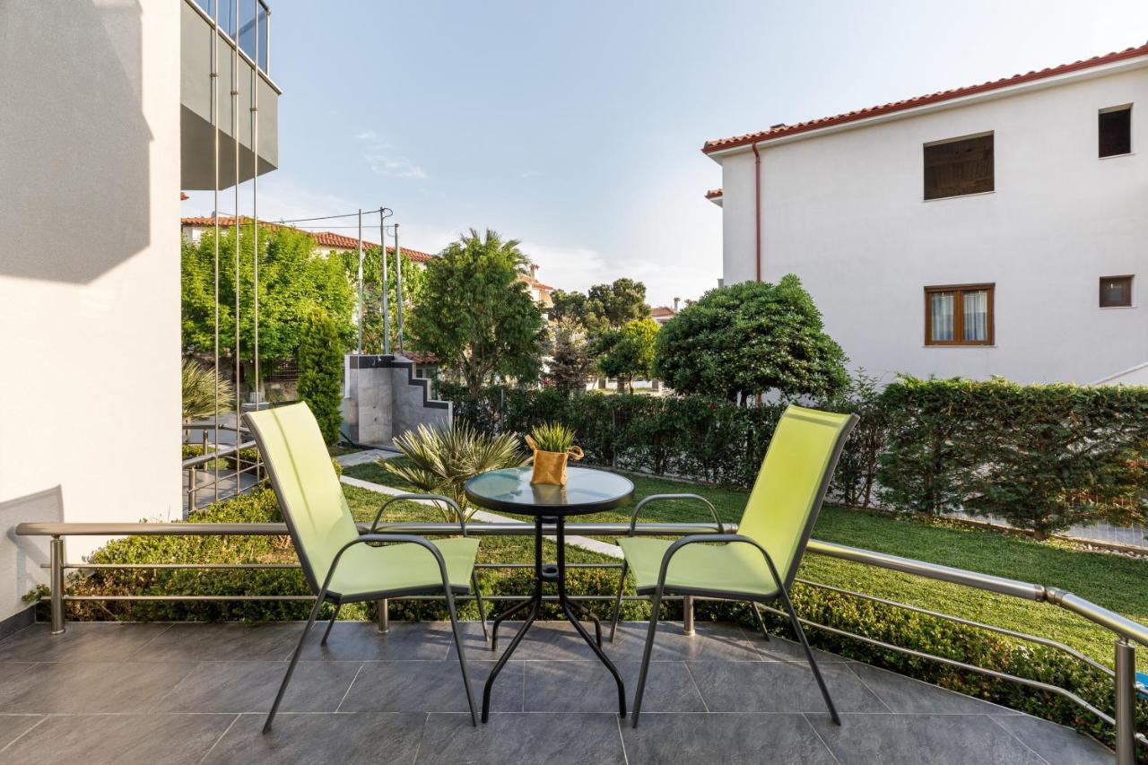 Ilis Villas Nikiti  Extérieur photo
