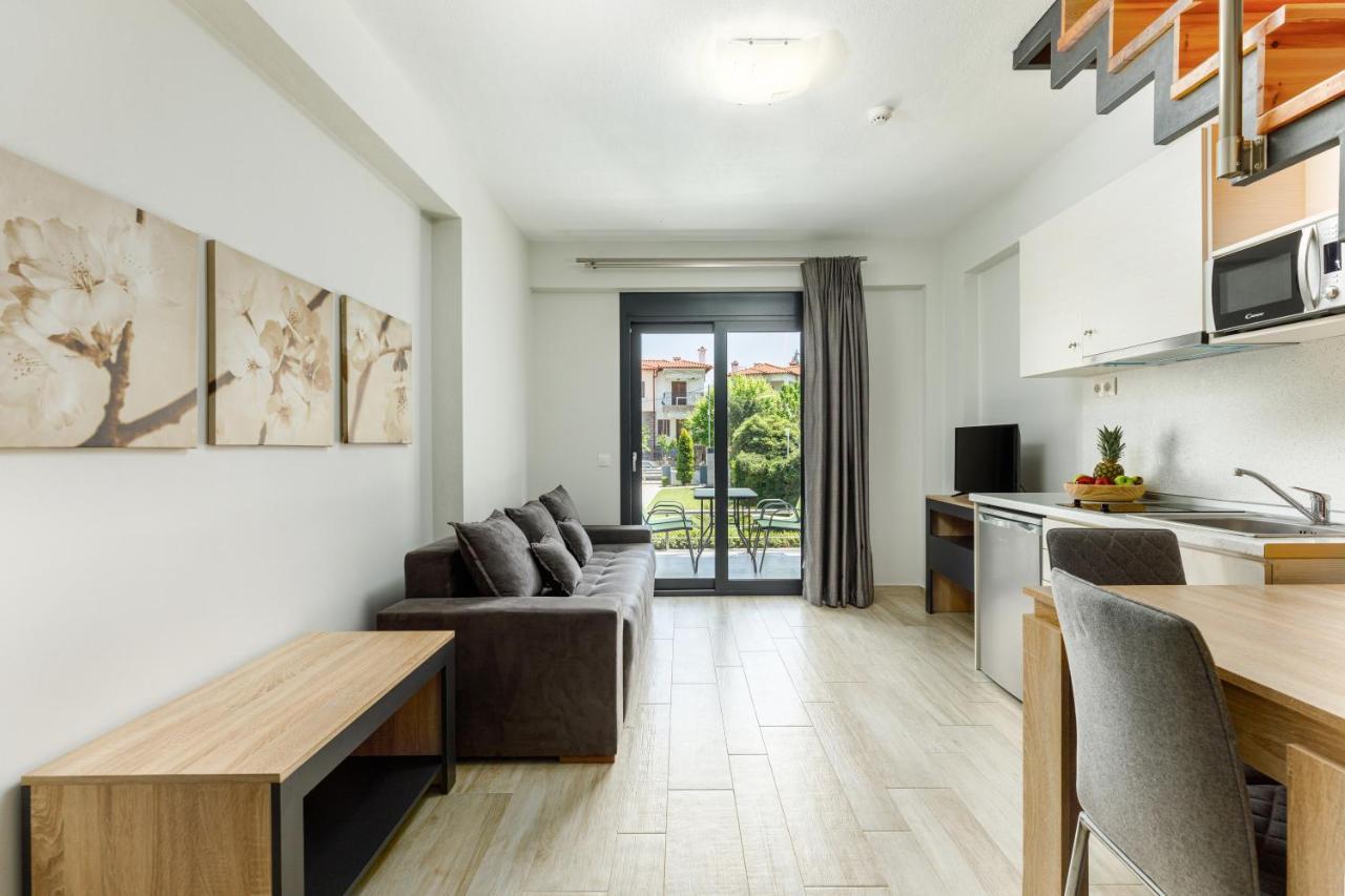 Ilis Villas Nikiti  Extérieur photo